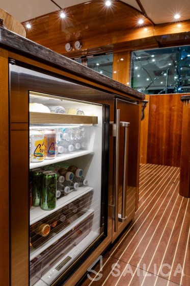 Privilege 75 - Yacht Charter Sailica