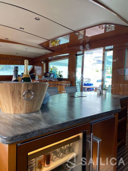 Privilege 75 - Yacht Charter Sailica