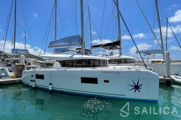 Lagoon 42 - Yacht Charter Sailica