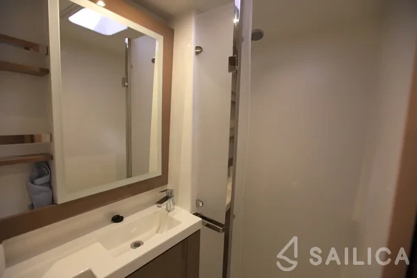 Saona 47 - Yacht Charter Sailica