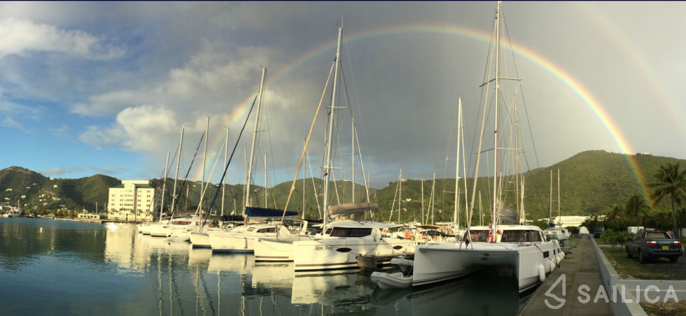 Saona 47 - Yacht Charter Sailica