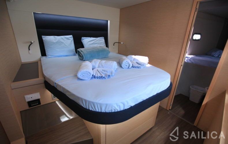 Saona 47 - Yacht Charter Sailica