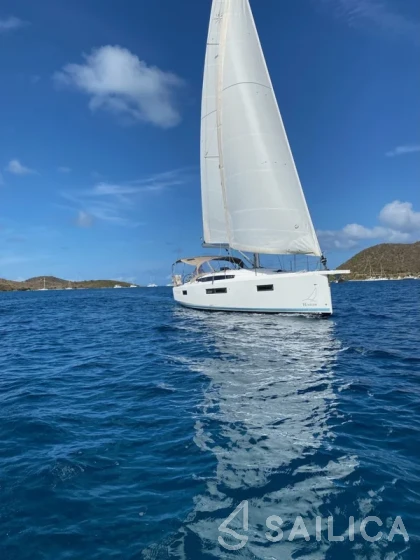 Sun Odyssey 410 - Yacht Charter Sailica