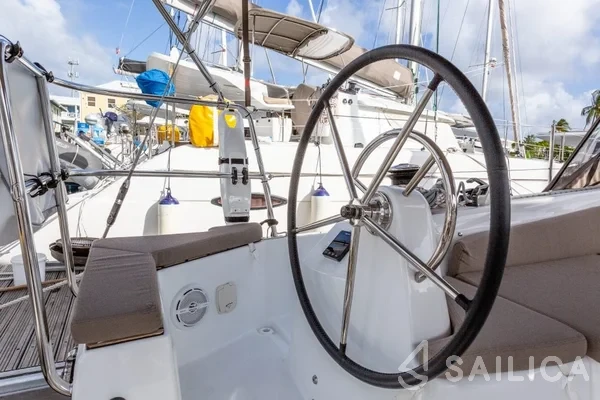 Sun Odyssey 410 - Yacht Charter Sailica