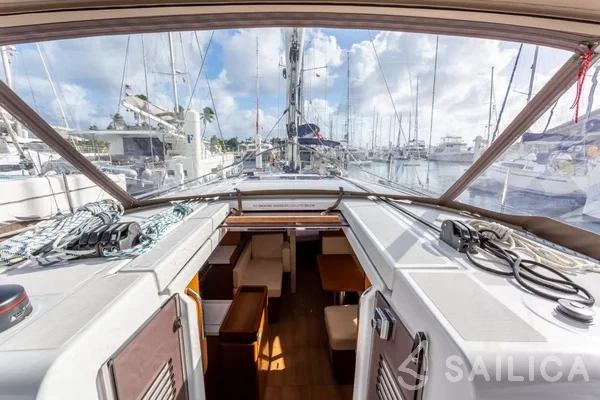 Sun Odyssey 410 - Yacht Charter Sailica