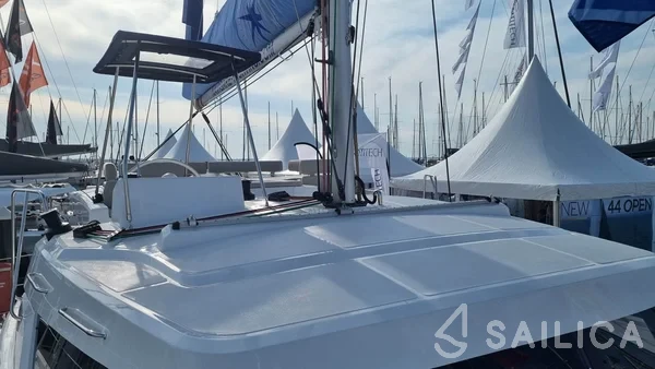 Bali Catspace - Yacht Charter Sailica