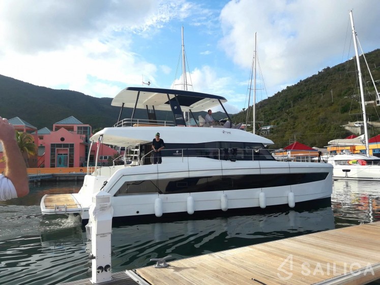 MY 44 - Yacht Charter Sailica