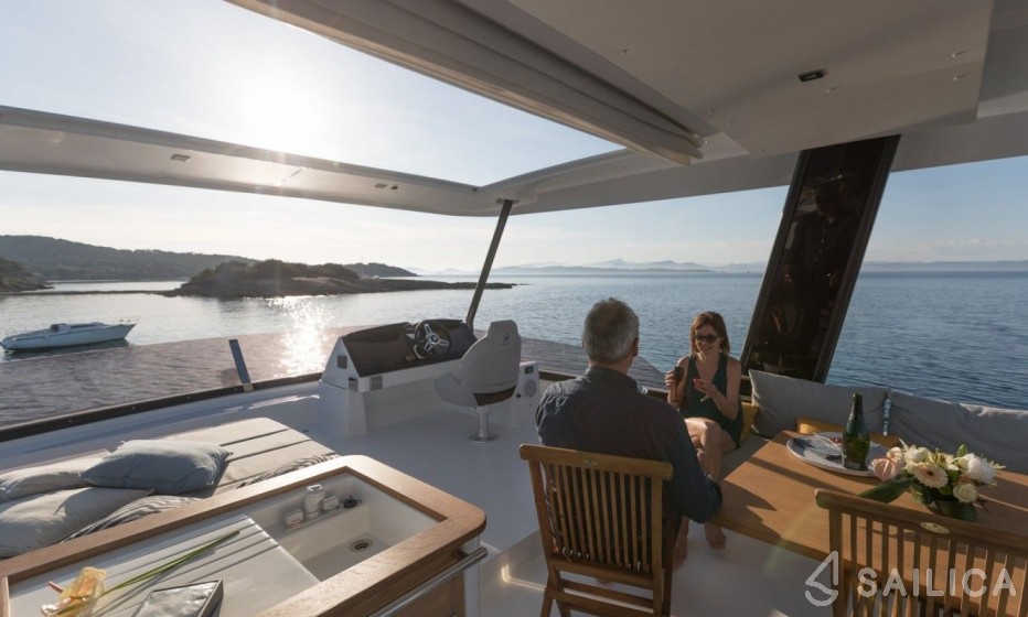 MY 44 - Yacht Charter Sailica