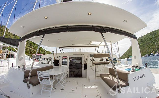 Voyage 520 - Yacht Charter Sailica