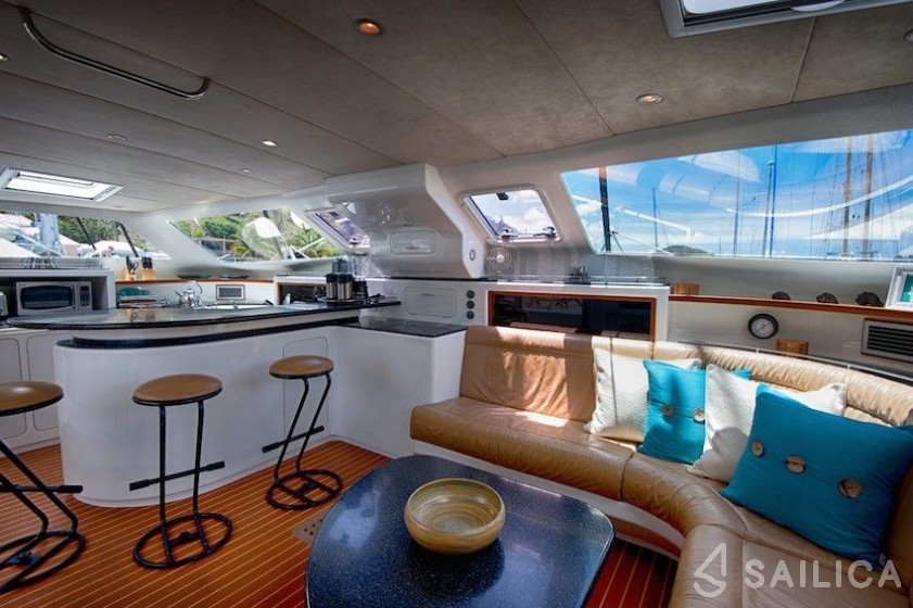 Voyage 520 - Yacht Charter Sailica