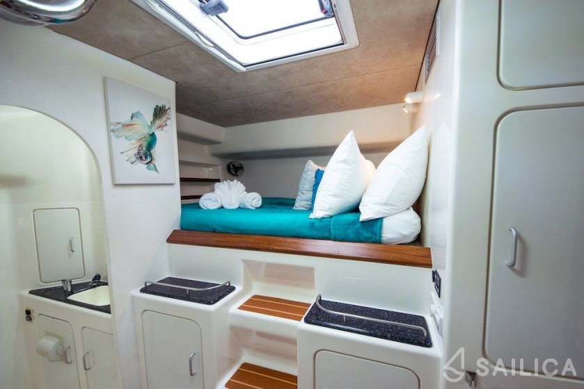 Voyage 520 - Yacht Charter Sailica