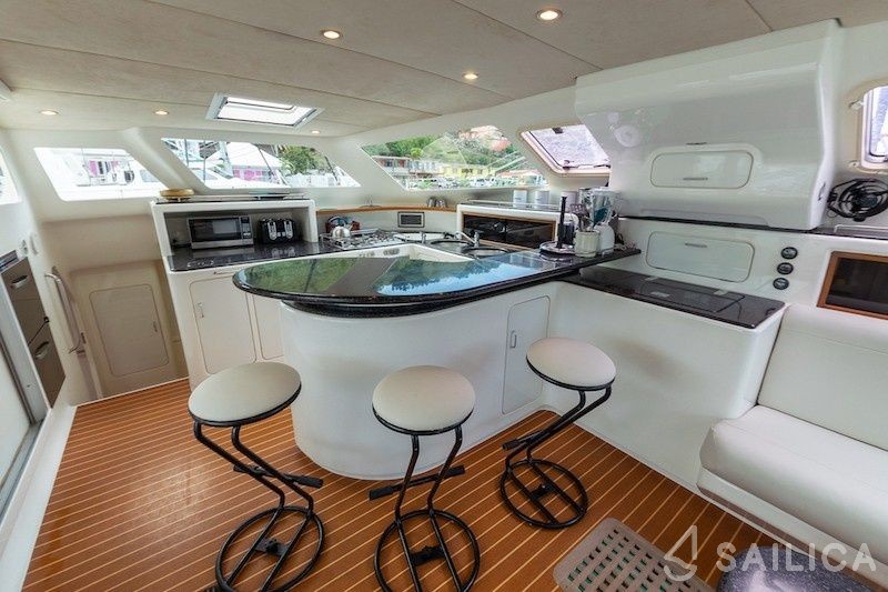 Voyage 520 - Yacht Charter Sailica