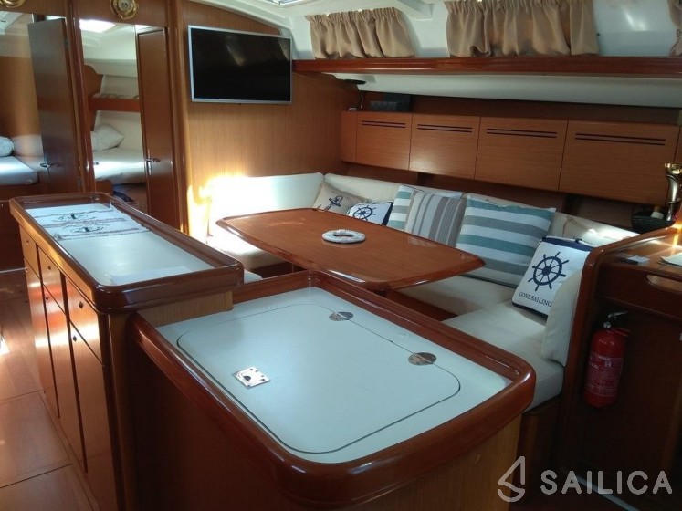 Cyclades 50 - Yacht Charter Sailica