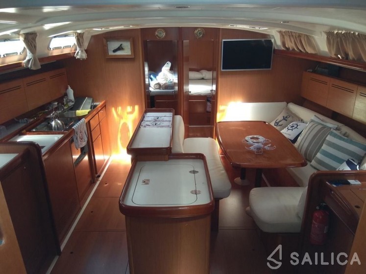 Cyclades 50 - Yacht Charter Sailica