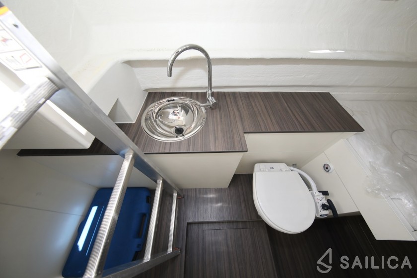 Greenline Hybrid 48 Fly - Yacht Charter Sailica