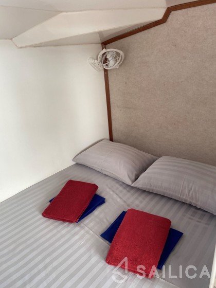Island Spirit 38 - Yacht Charter Sailica