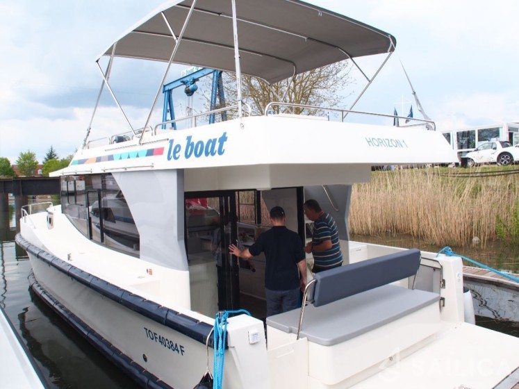 Le Boat Horizon 1 - Yacht Charter Sailica