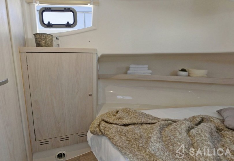 Le Boat Horizon 1 - Yacht Charter Sailica