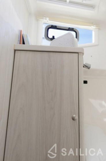 Le Boat Horizon 1 - Yacht Charter Sailica