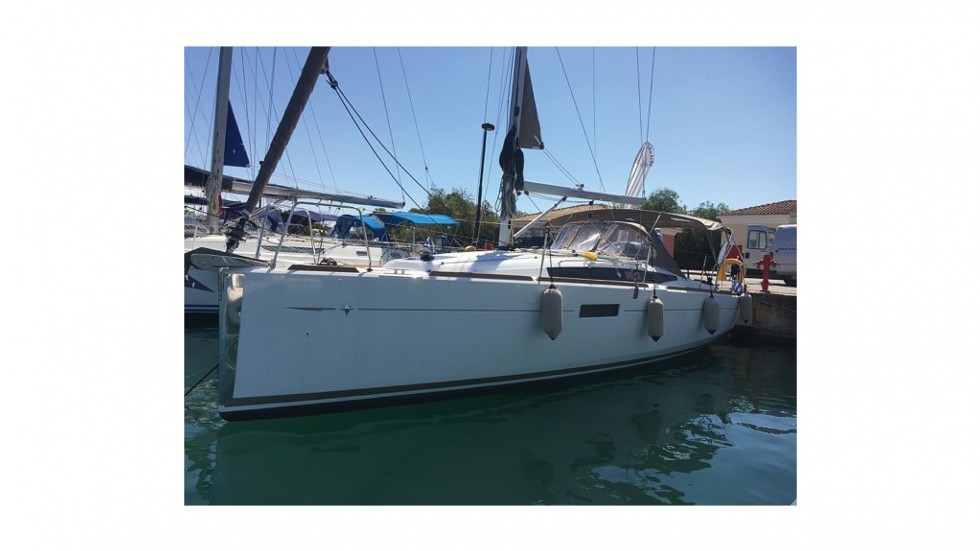 Sun Odyssey 34 - Yacht Charter Sailica