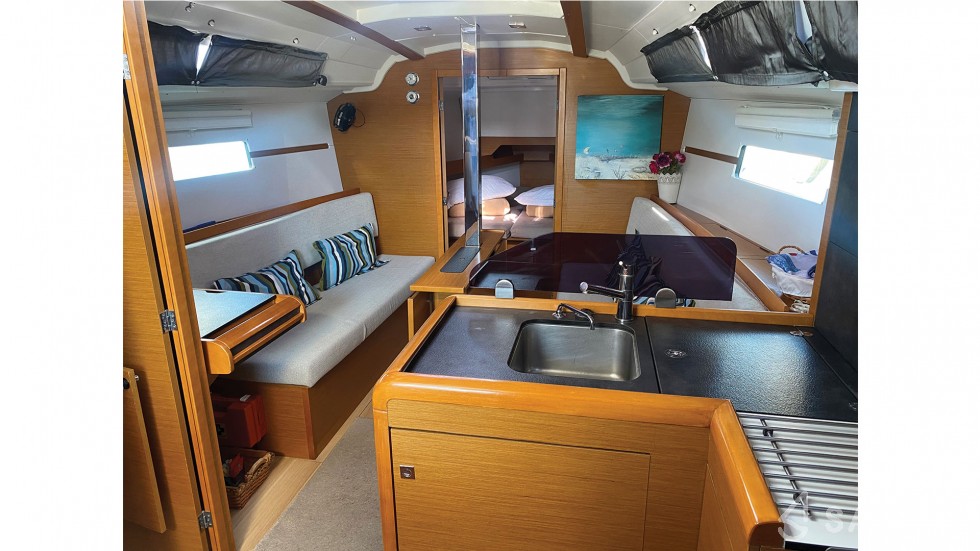 Sun Odyssey 34 - Yacht Charter Sailica