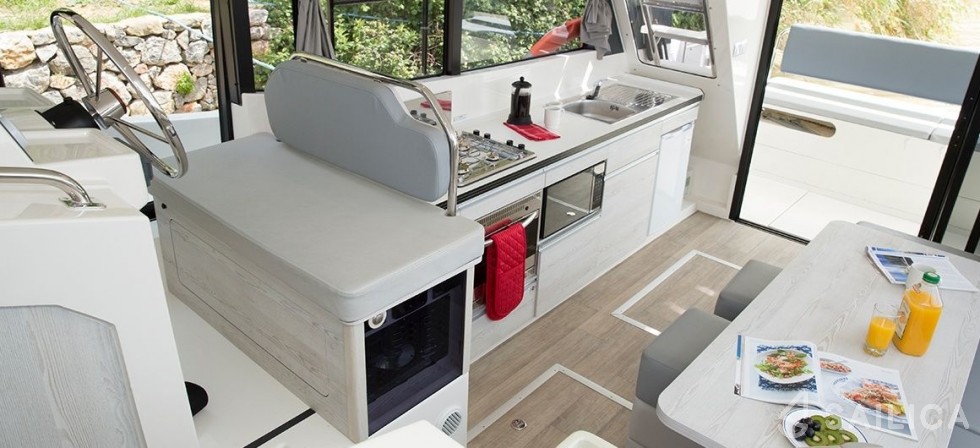 Le Boat Horizon 3 - Yacht Charter Sailica