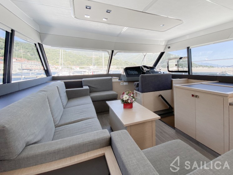 MY40 - Yacht Charter Sailica