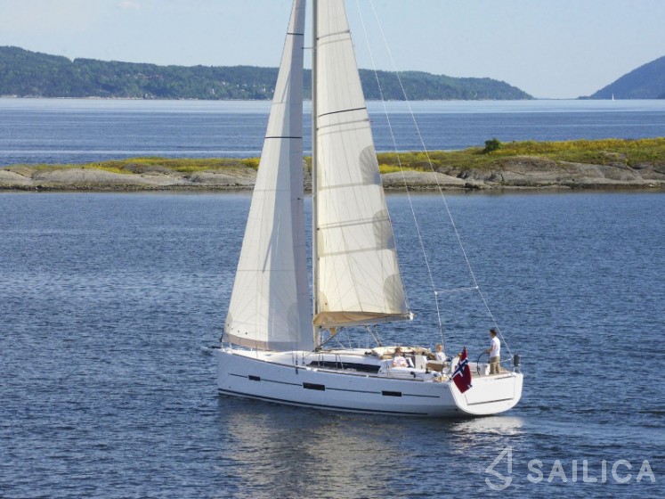 Dufour 412 - Yacht Charter Sailica
