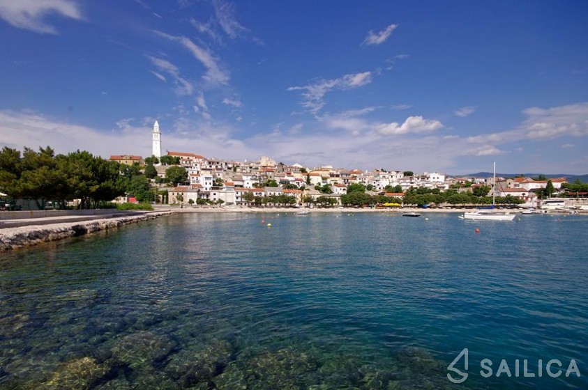 Cap Camarat 650 - Yacht Charter Sailica