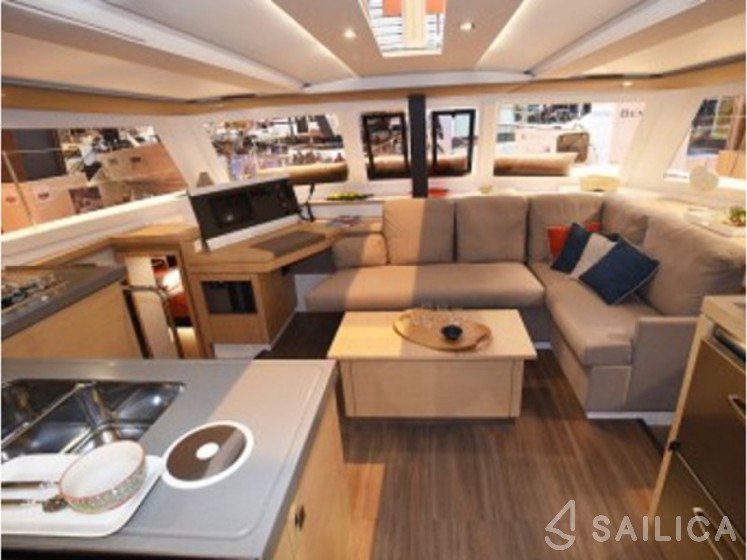 Lucia 40 - Yacht Charter Sailica