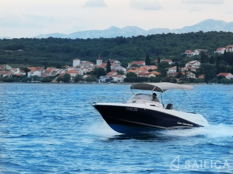 Cap Camarat 650 - Yacht Charter Sailica
