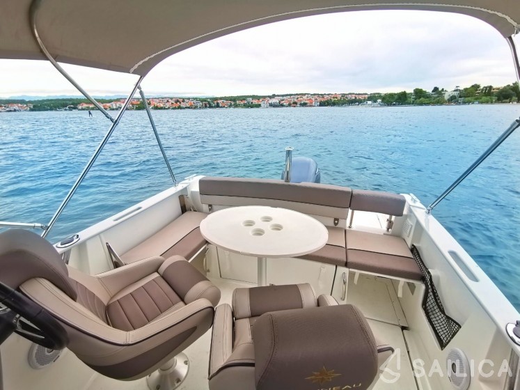 Cap Camarat 650 - Yacht Charter Sailica