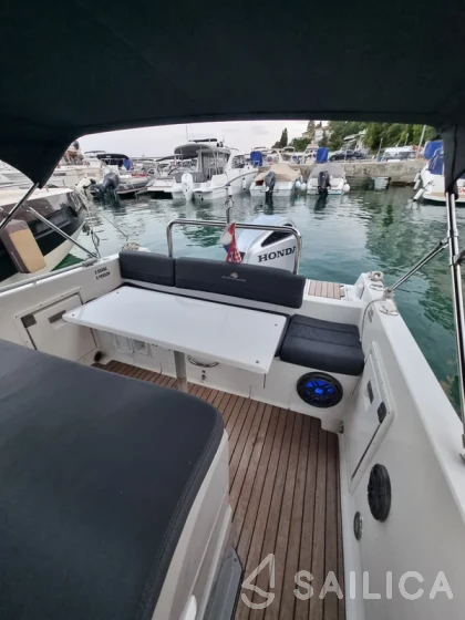 Atlantic Marine 730 - Yacht Charter Sailica