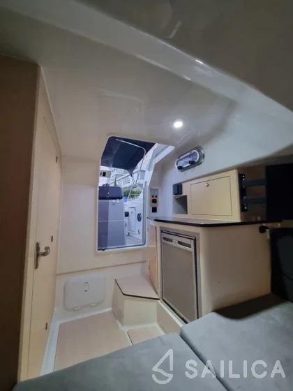 Atlantic Marine 730 - Yacht Charter Sailica