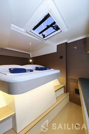 Bali Catspace - Yacht Charter Sailica