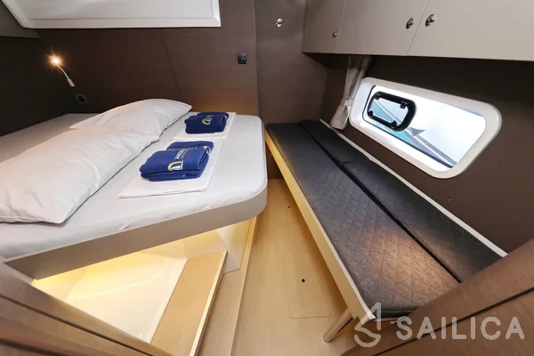 Bali Catspace - Yacht Charter Sailica