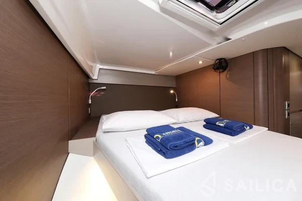Bali Catspace - Yacht Charter Sailica