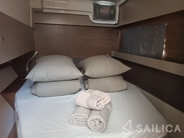 Bali Catspace - Yacht Charter Sailica