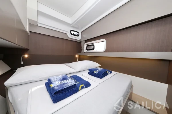 Bali Catspace - Yacht Charter Sailica