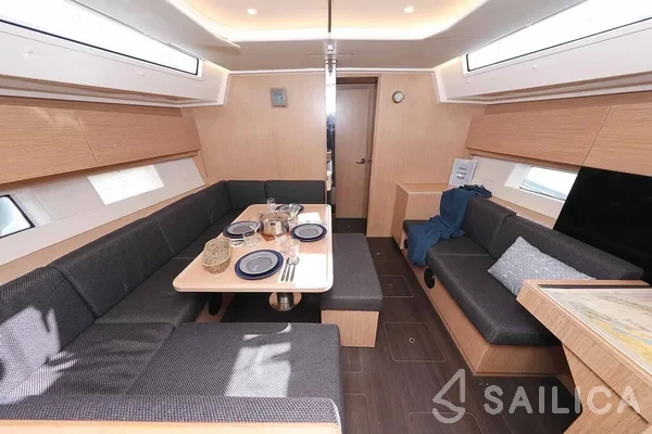 Bavaria C45 Holiday - Yacht Charter Sailica