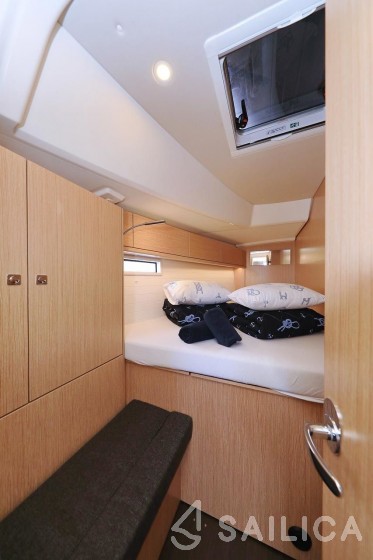 Bavaria 46 Cruiser - Yacht Charter Sailica