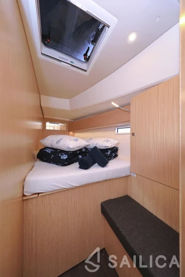 Bavaria 46 Cruiser - Yacht Charter Sailica