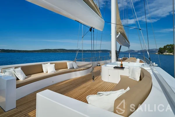 Gulet - Yacht Charter Sailica