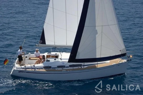Bavaria 31 Cruiser - Yacht Charter Sailica