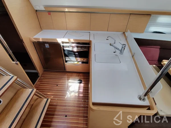 Elan 45 Impression - Yacht Charter Sailica