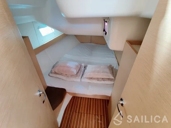 Elan 45 Impression - Yacht Charter Sailica