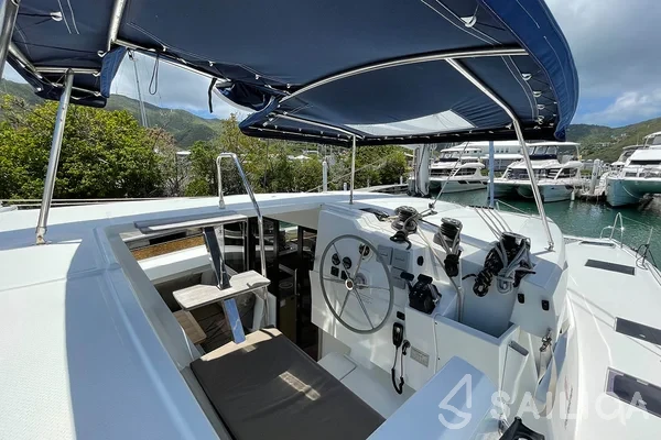 Lucia 40 - Yacht Charter Sailica