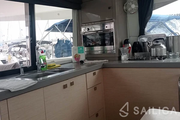 Lucia 40 - Yacht Charter Sailica