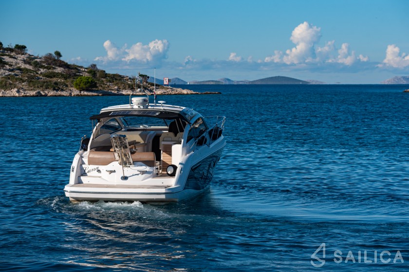 Sessa C38 - Yacht Charter Sailica