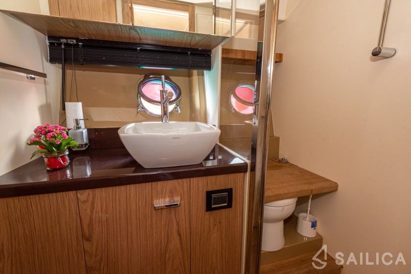 Sessa C38 - Yacht Charter Sailica